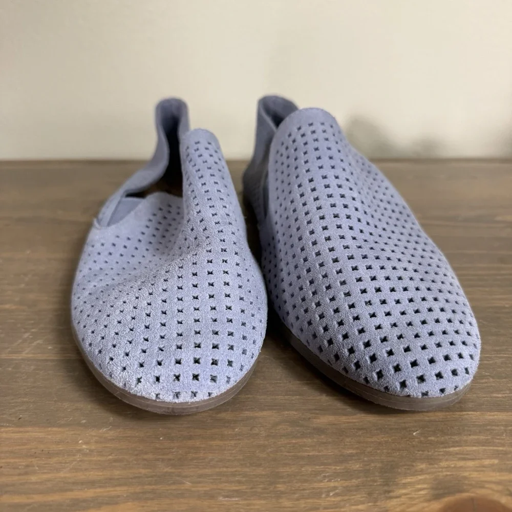 Lucky Brand Womens 11M/43 Blue Suede Carthy Flats Loafers Perforated